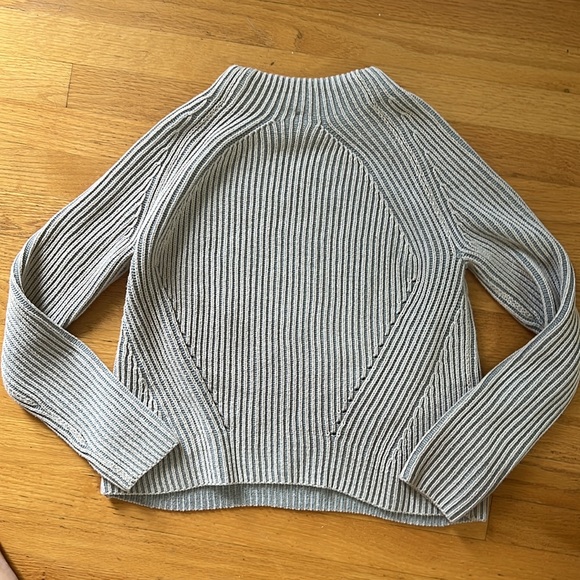 Athleta Rockland Sweater - Picture 4 of 4